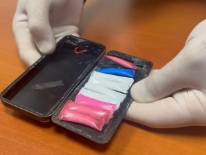 Sancaktepe’de Polisin Gözünden Kaçmadı: Powerbankın İçinde Gizlenmiş Narkotik Madde Ele Geçirildi