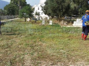 Mezarlıklarda Bakım Çalışması