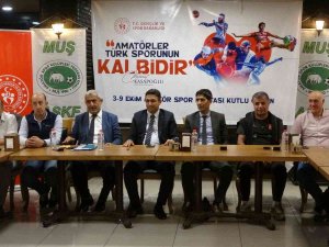 Müdür Taşdemir, Spor Camiasıyla Bir Araya Geldi
