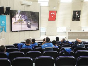 Başiskele Zabıta Ekiplerine Olay Yeri Yönetimi Ve Triaj Eğitimi