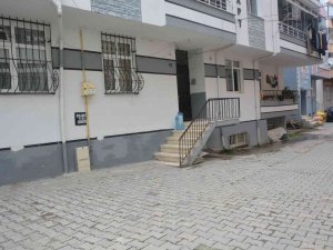 Ayrı Yaşadığı Eşini 6 Yerinden Bıçaklayan Şahıs Yakalandı