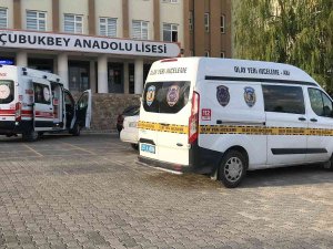 Lisede Çalışan Hizmetli Odasında Ölü Bulundu