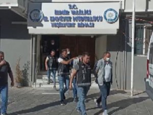 İ̇zmir’deki Tefeci Operasyonunda Yeni Detaylar Ortaya Çıktı