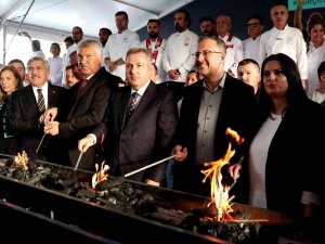 6. Uluslararası Adana Lezzet Festivali’nin Mangal Ateşi Yakıldı