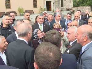 Cumhurbaşkanı Erdoğan, Şahkulu Sultan Dergahı Ve Cemevi’ni Gezdi