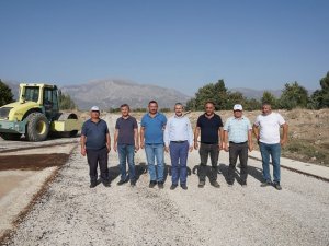 Çivril’de Yenilenen Yollar Mesafeleri Kısaltıyor