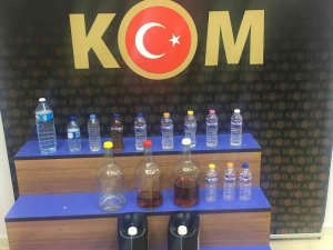 Aracında Ve Evinde Litrelerce Ev Yapımı İçki Ele Geçirildi