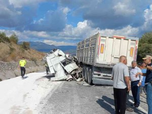 Adana’da Trafik Kazası: 3 Ölü