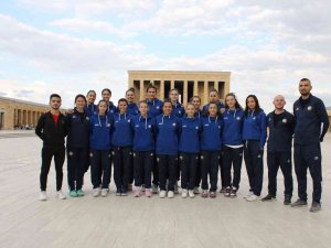 Zorlu Sezon Öncesi Anıtkabir’e Ziyaret