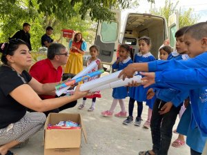 Kilis’te Köylere Kitap Kampanyası Sürüyor