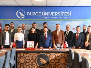 Rektör Sözbir Ödül Kazanan Akademisyenler Ve Öğrencilerle Buluştu