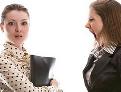 İş arkadaşları insanı deli ediyor!