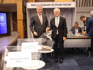 İ̇zto, Mahmut Özgener’le “Devam” Dedi