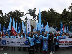 Öğretmenlerden Öğretmenlik Meslek Kanunu Talebi