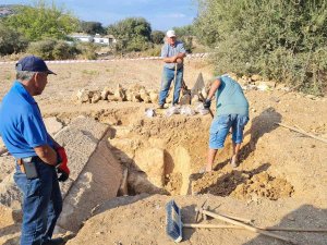 Tarlada Heyecanlandıran Keşif