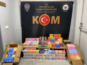 Antalya’da Gümrük Kaçağı Elektronik Sigara Ele Geçirildi