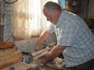 Emekli İmam Ahşapla Sanatı Buluşturdu