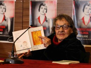 İ̇ldeniz, Edebiyatının 55. Yılında Şiirlerini Nilüferliler İçin Okudu