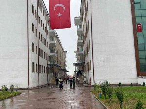 Doğal Gaz Salınımı Öğrenci Yurdunu Boşalttırdı