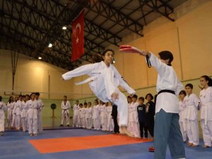 Amatör Spor Haftası Oltu’da Çeşitli Etkinliklerle Kutlandı
