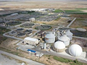 Konya Büyükşehir Belediyesi Arıtma Çamuruyla Çiftçiye Ve Üretime Katkı Sağlıyor