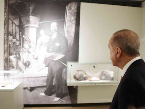 Cumhurbaşkanı Erdoğan: Hunharca Katledilen Müzisyen Bir Kardeşimizin Acısını Siyasetin Malzemesi Haline Getirmek Ne Ahlakidir, Ne İnsanıdır, Ne De Vicdanidir"