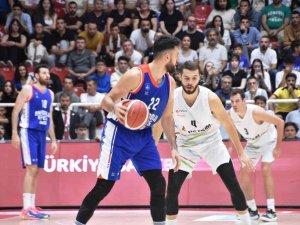Basketbol Süper Ligi: Aliağa Petkimspor: 79 - A. Efes: 89