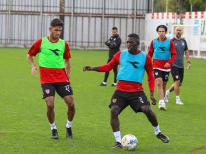 Samsunspor, Altınordu Maçı İçin Hazırlıklara Başladı