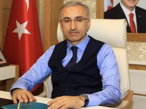 YÖK Üyesi Karaman Rektör Atandı