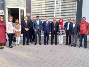 Ahmet Arslan, Iğdır Azerbaycan Evi Derneğini Ziyaret Etti