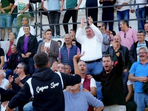 Çeşme Belediyespor, Kendi Sahasındaki İlk Maçında 3 Puan Aldı