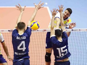Efeler Ligi 3. Hafta: Fenerbahçe: 3- Develi Belediyespor: 2