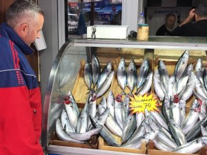 Fırtına, Balık Tezgahlarını Vurdu