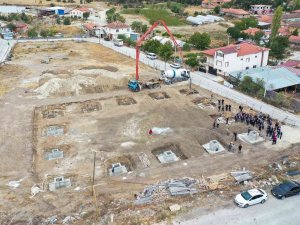 Uşak Belediyesi, Muharremşah Mahallesi’ne Çok Amaçlı Spor Salonu Kazandırıyor