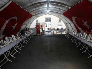 Evlat Nöbetindeki Babadan Hdp’li Beştaş’a Tepki