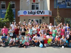 Adapazarı Belediyesi Bilgievi’nde Çevreye Duyarlı Boyama Etkinliği