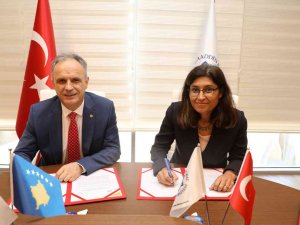 Alkü İle Priştine Üniversitesi Arasında İş Birliği