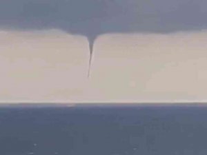 Karadeniz’de Aynı Anda 3 Hortum Oluştu: O Anlar Kamerada