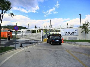 Büyükşehir Belediyesi 13 Otopark İle Hizmet Veriyor