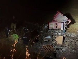 3 Tekerlekli Motosiklet Uçuruma Yuvarlandı, Sürücü Hayatını Kaybetti