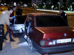 Ters Yola Girip Polisleri Peşine Taktı, Yakalanınca Helallik İstedi