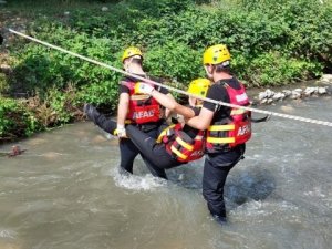 Afad Ekipleri Tarafından Su Üstü Kurtarma Tatbikatı Yapıldı