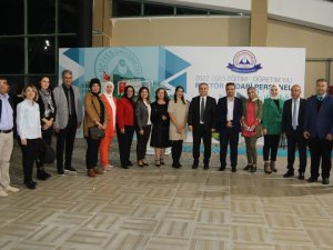 Erü Rektörü Altun, İ̇dari Personel İle Bir Araya Geldi