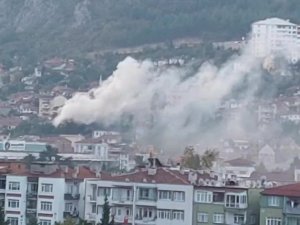 Elektrikli Isıtıcıdan Çıkan Yangında Can Verdi, Dumanlar Amasya’yı Sardı