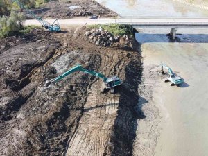 Bartın Irmağı’nda Islah Çalışmaları Devam Ediyor