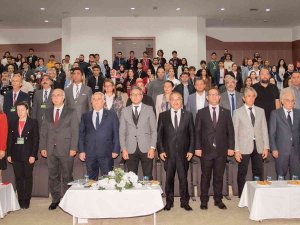 Selçuk Üniversitesi’nde Bilim Ve Sanat, Kongrede Buluştu