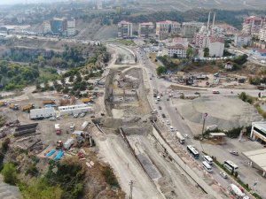 Trafik Çilesini Sona Erdirecek Projenin Yüzde 70’i Tamamlandı
