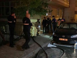 Gaziosmanpaşa’da 4 Katlı Binada Korkutan Yangın: 4 Kişi Dumandan Etkilendi