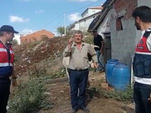 Çalınan İnekleri Bulununca Gözyaşlarını Tutamadı