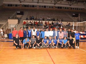 Nazilli’de Okullar Arası Voleybol Turnuvası Başladı